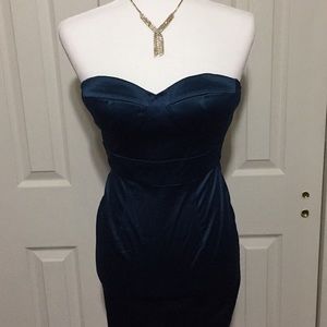 SALE STRAPLESS BLUE GEM FANCY OR COCKTAIL DRESS